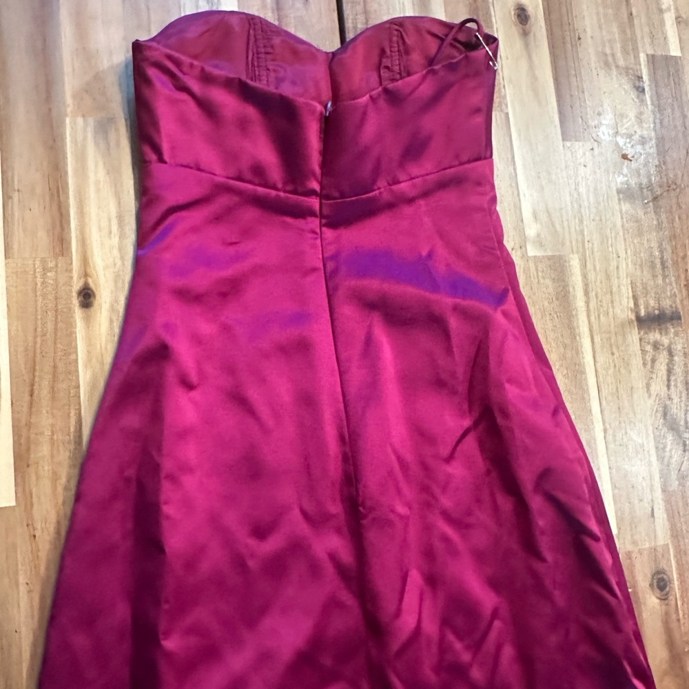 Jim Hjelm Occasions Burgundy Satin Dress| Size 6 - Picture 2 of 14